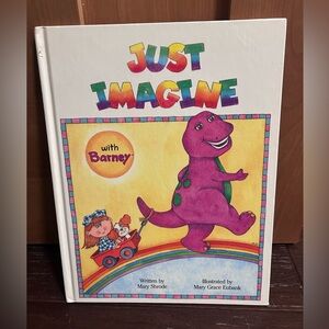 Vintage 1992 Barney hardcover book